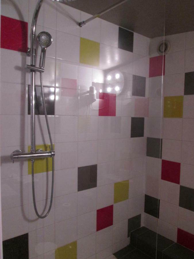 Hotel Logis Les Gravades Ussel 3*