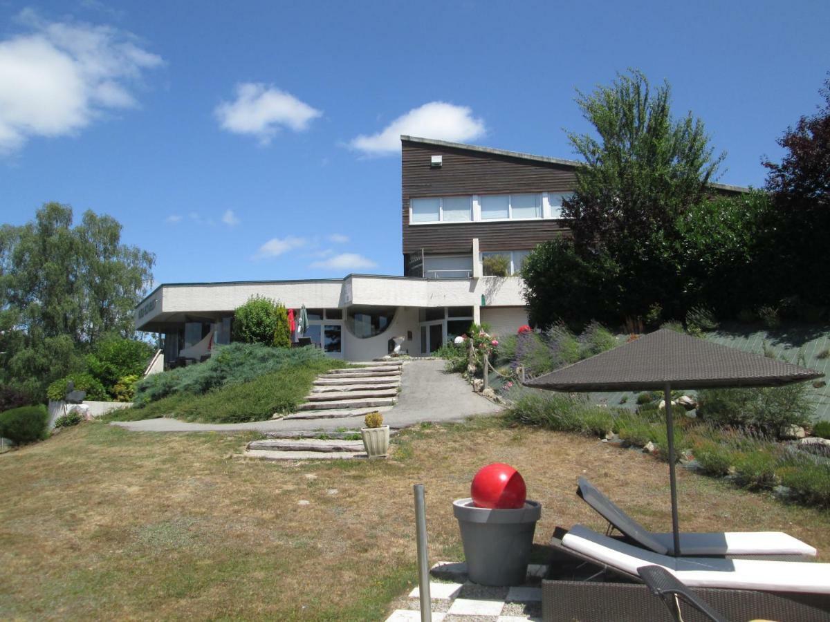 Logis Les Gravades Ussel 3*